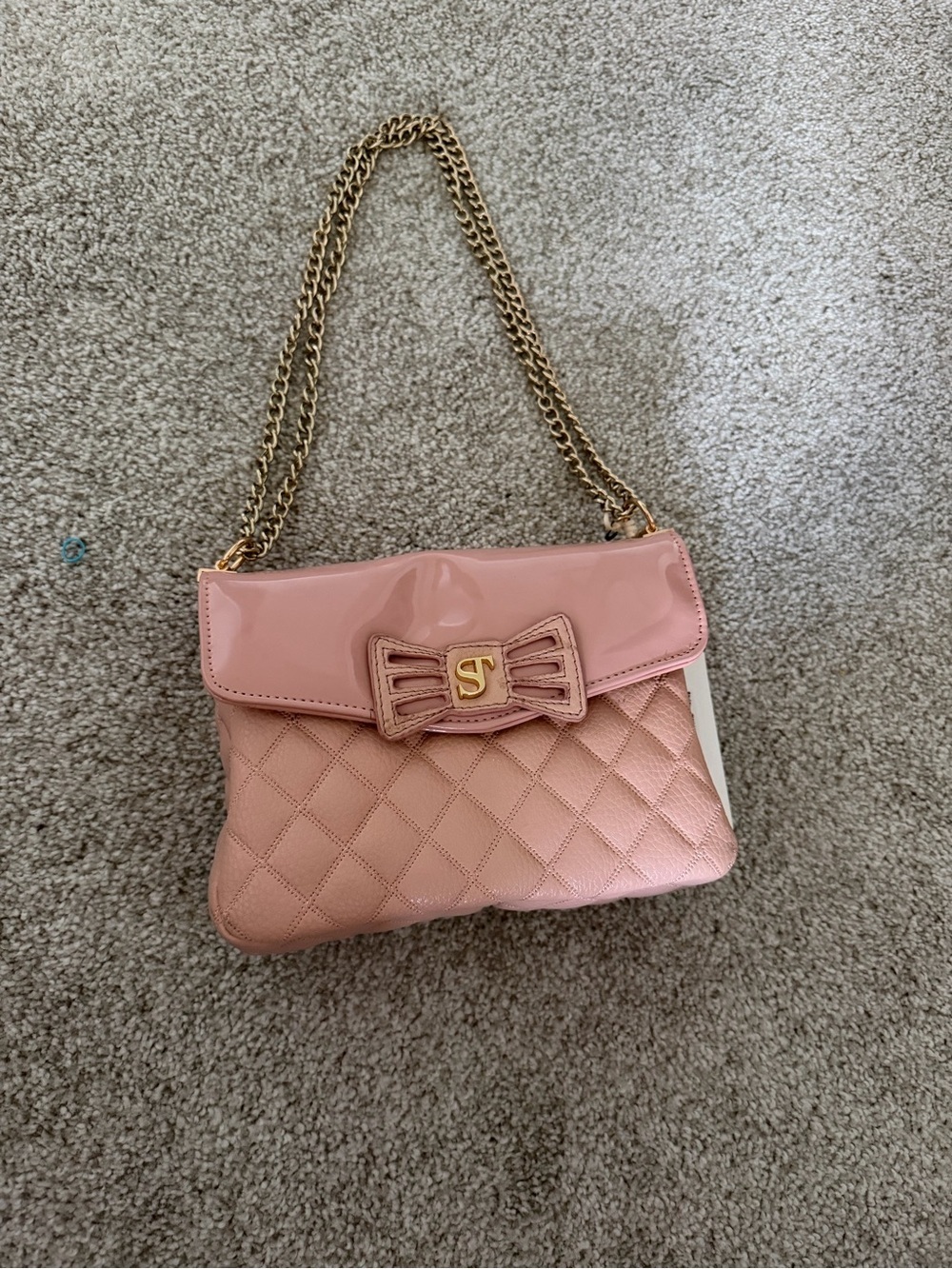 NWT ST Girls Quilted Bow Crossbody Purse Pink Patent Gold Chain Teen Tween